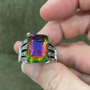 Multicolor stone ring w/silver stacked sparkling bands. NWOT!